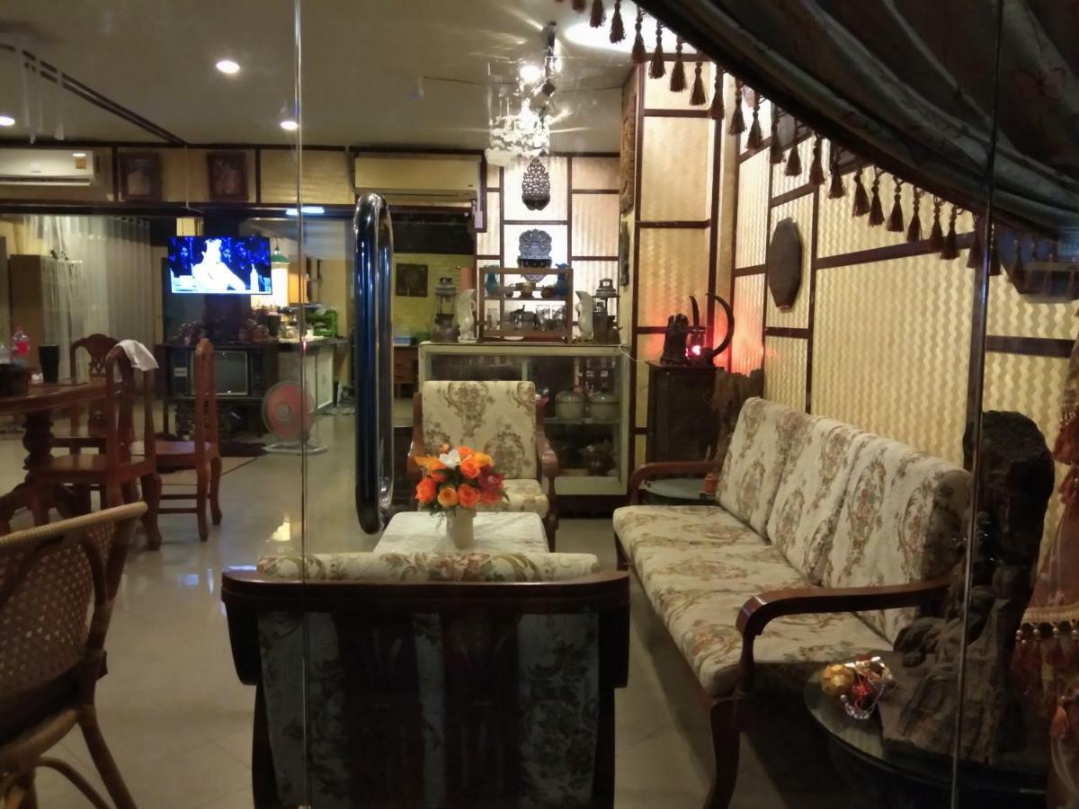 Ruan Ben Ja Don Mueang,Bangkok Hostel Eksteriør bilde